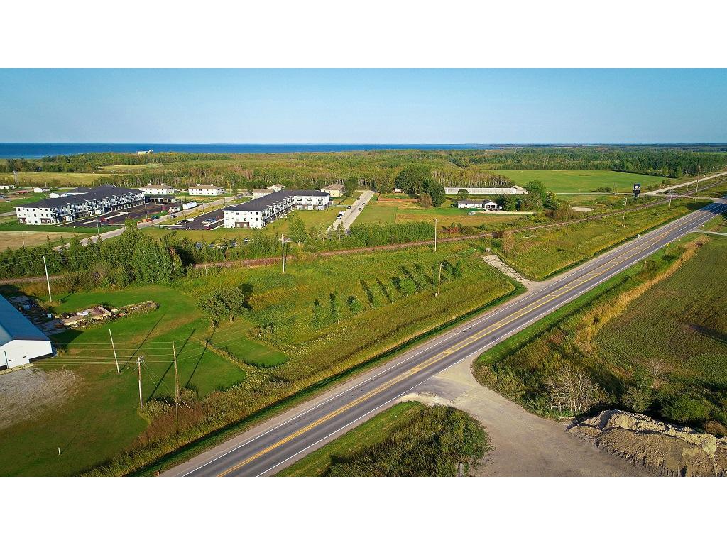 XXX State Hwy 11 Warroad MN 56763 7068187 image15