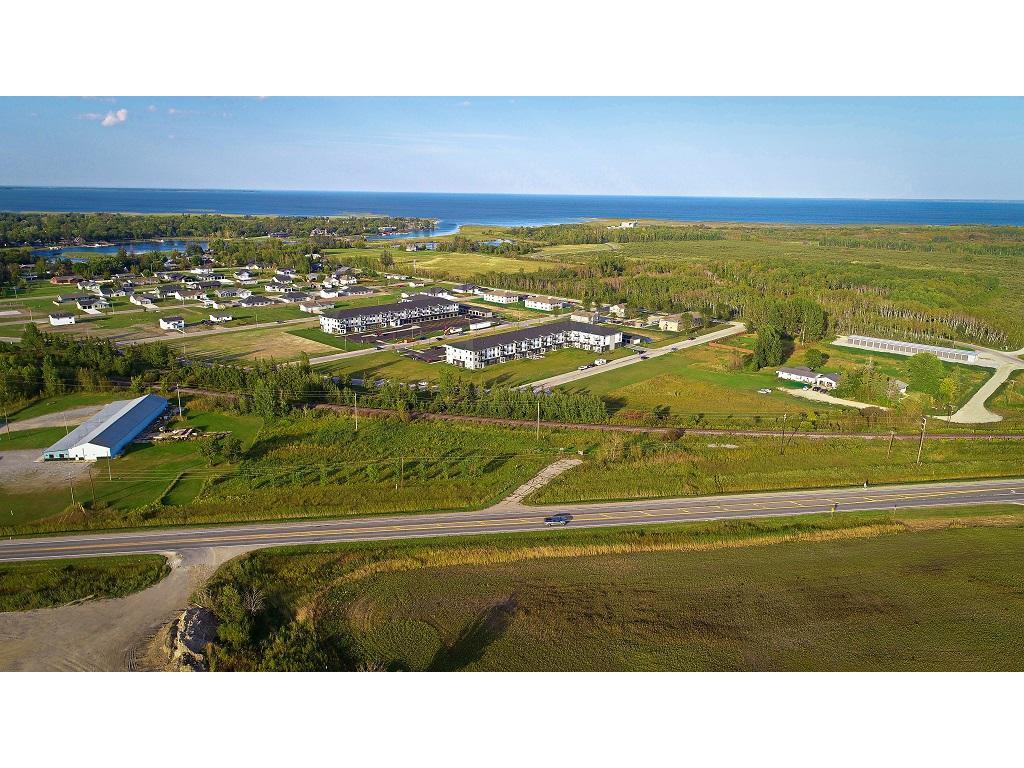 XXX State Hwy 11 Warroad MN 56763 7068187 image17