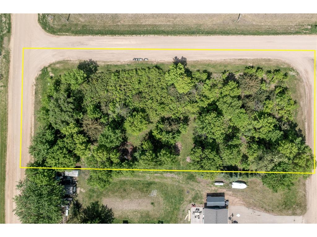 XXX Woodview Lane Le Center MN 56057 6730189 image3