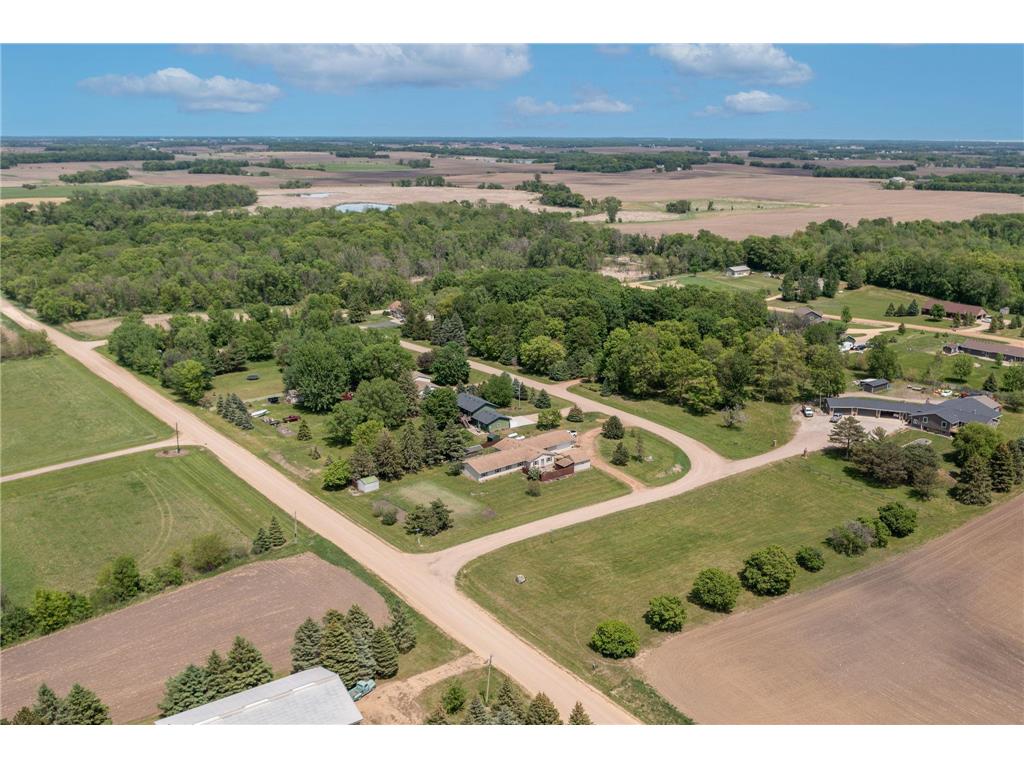 XXX Woodview Lane Le Center MN 56057 6730189 image12