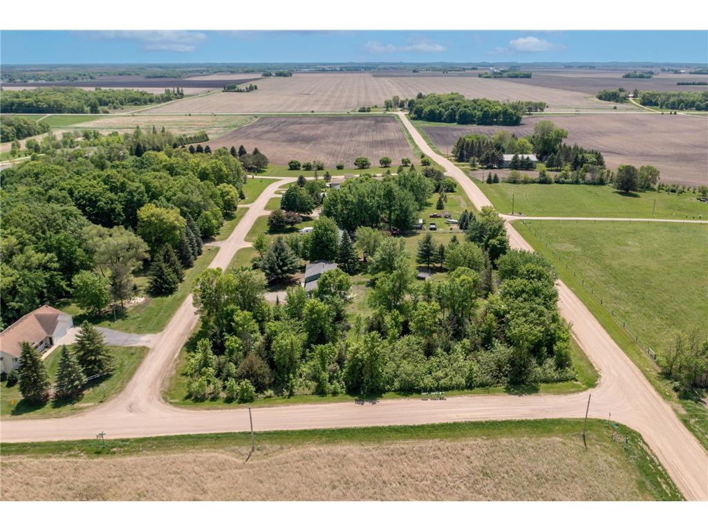 XXX Woodview Lane Le Center MN 56057 6730189 image9