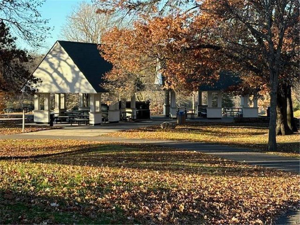 XXXX Larpenteur Avenue E Maplewood MN 55117 6624218 image16