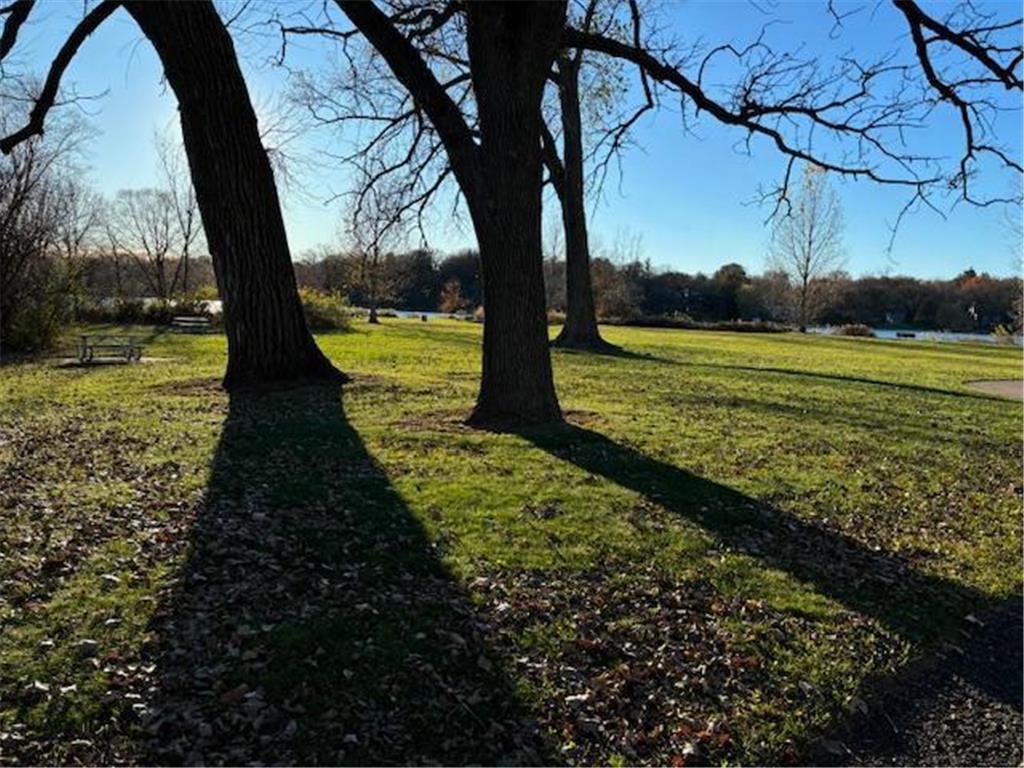 XXXX Larpenteur Avenue E Maplewood MN 55117 6624218 image23