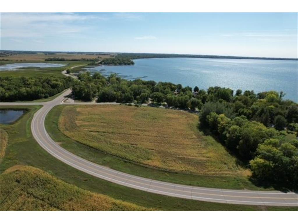 XXXX Old North Shore Dr. Spicer MN 56288 6451880 image1