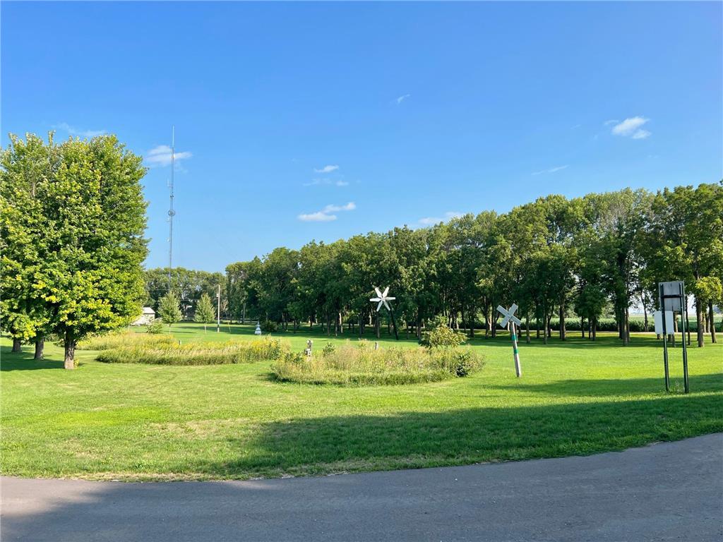 Xxx Center St Clements MN 56224 6427219 image1