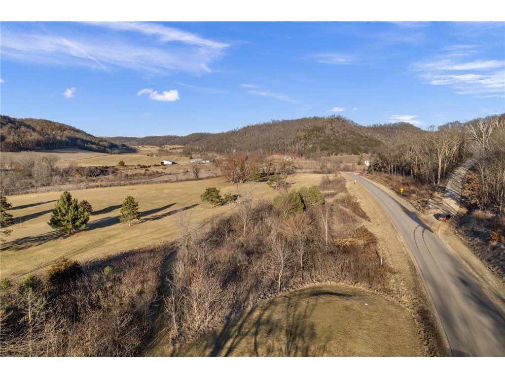 x County Rd O Belvidere Twp WI 54622 7045299 image13