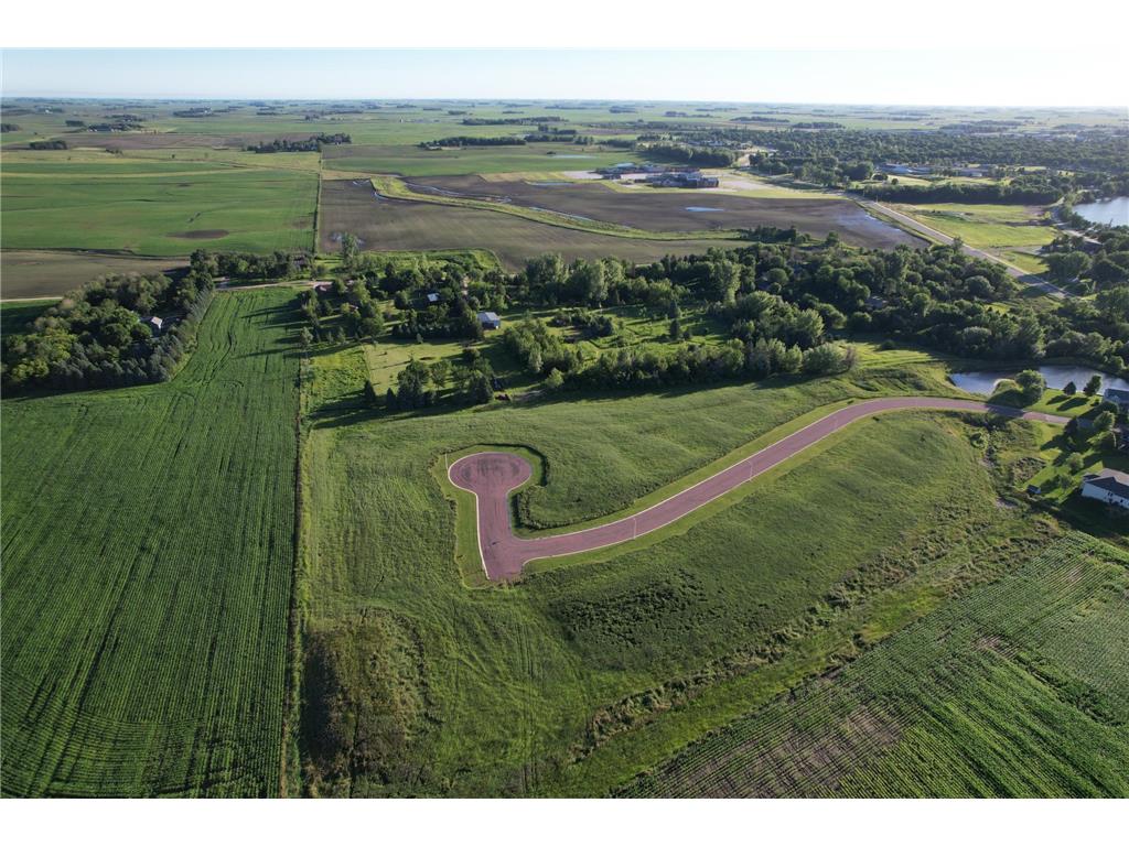 x Sterling Avenue Worthington MN 56187 6561092 image3