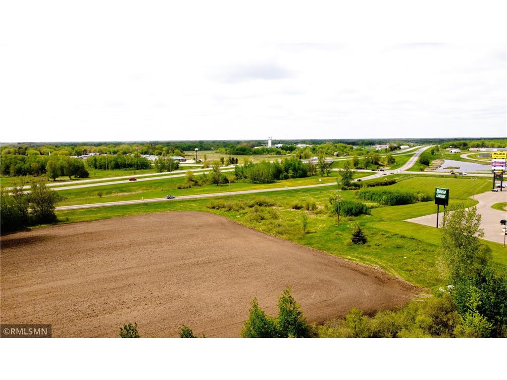 xxx 10th Avenue Milaca MN 56353 6343777 image1