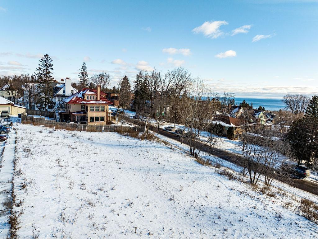 xxx E 2nd Street Duluth MN 55812 6650054 image6