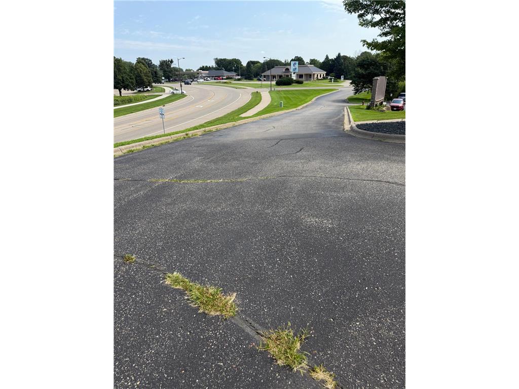 xxx Kenrick Avenue Lakeville MN 55044 6760815 image3