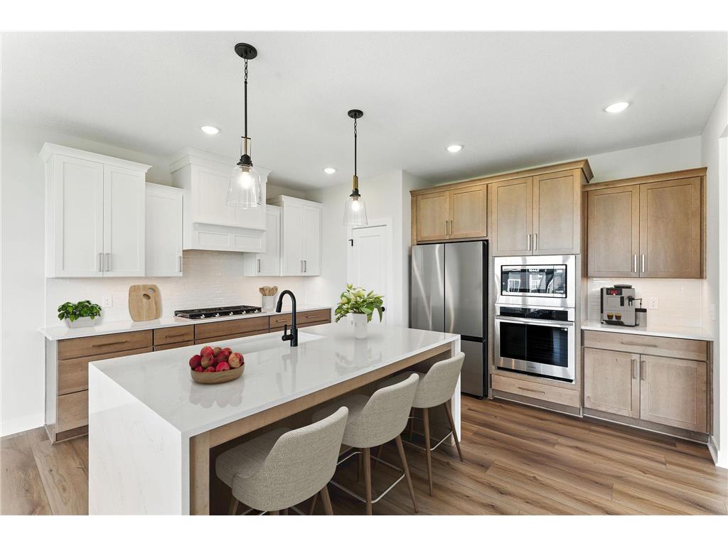xxx Knightsbridge Ln N Lake Elmo MN 55042 7040465 image2