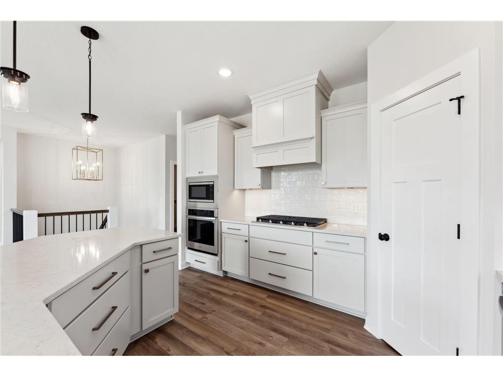 xxx Knightsbridge Ln N Lake Elmo MN 55042 7040470 image9