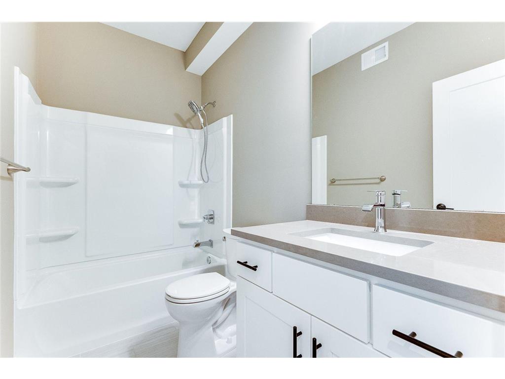 xxx2 216th Street W Farmington MN 55024 7011925 image9