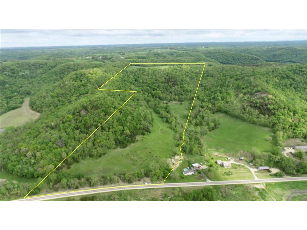 xxxx County 21 La Crescent MN 55947 6403703 image1