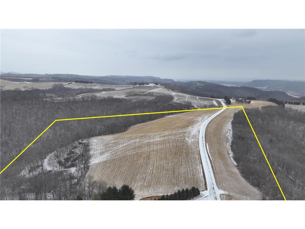 xxxx Tschumper Road La Crescent MN 55947 6652211 image1