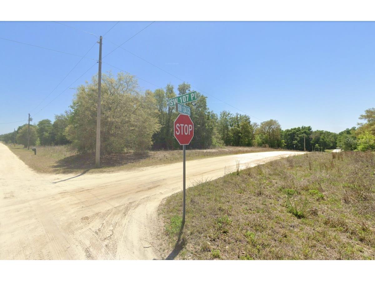 107th Place Dunnellon FL 34432 A4565905 image1