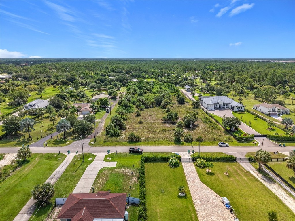 10th Street NE Naples FL 34120 TB8430793 image37