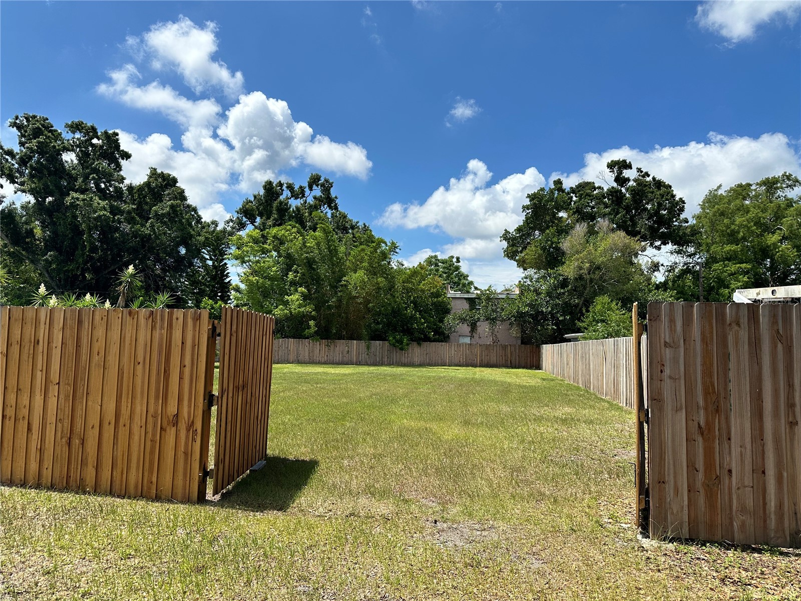 13th Avenue N Saint Petersburg FL 33713 TB8525727 image1