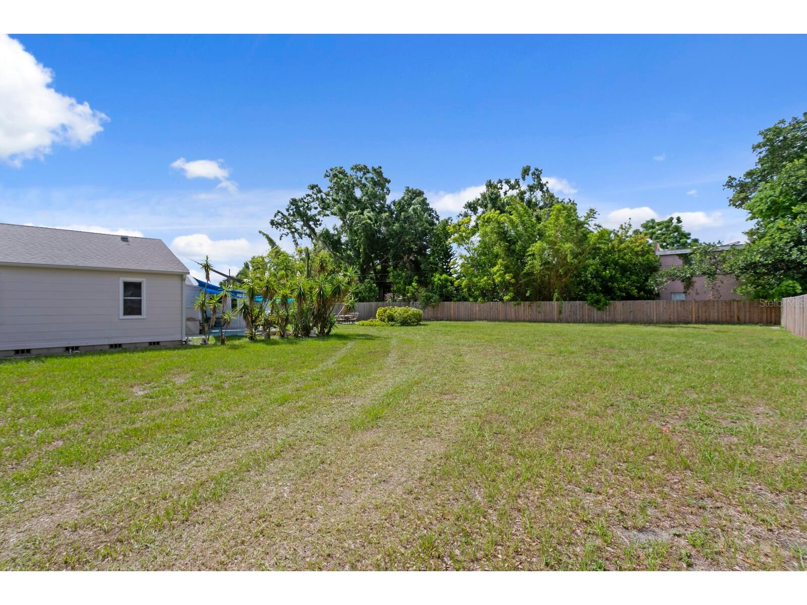 13th Avenue N Saint Petersburg FL 33713 TB8525727 image7