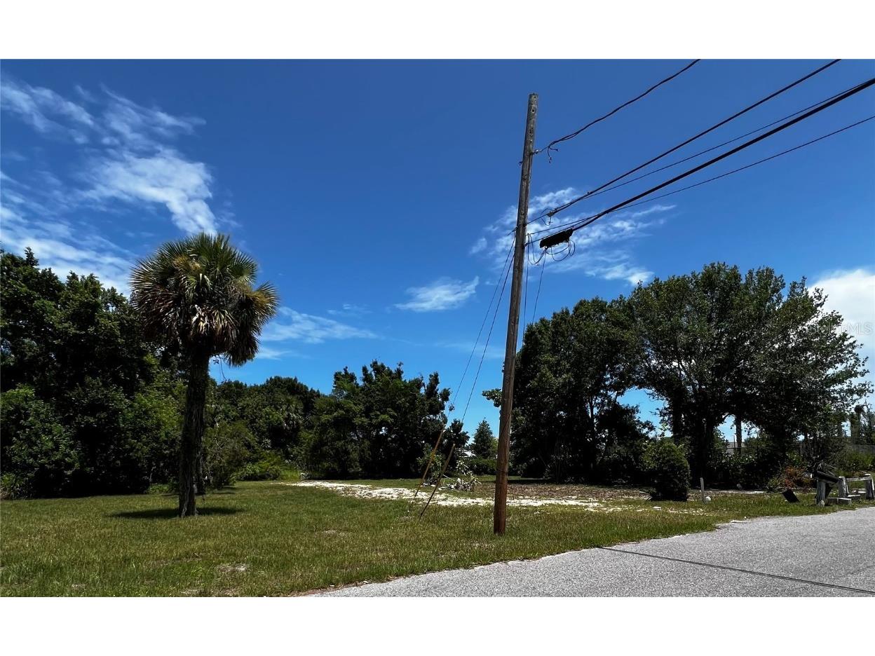 - 17th Avenue Vero Beach FL 32960 GC532182 image2