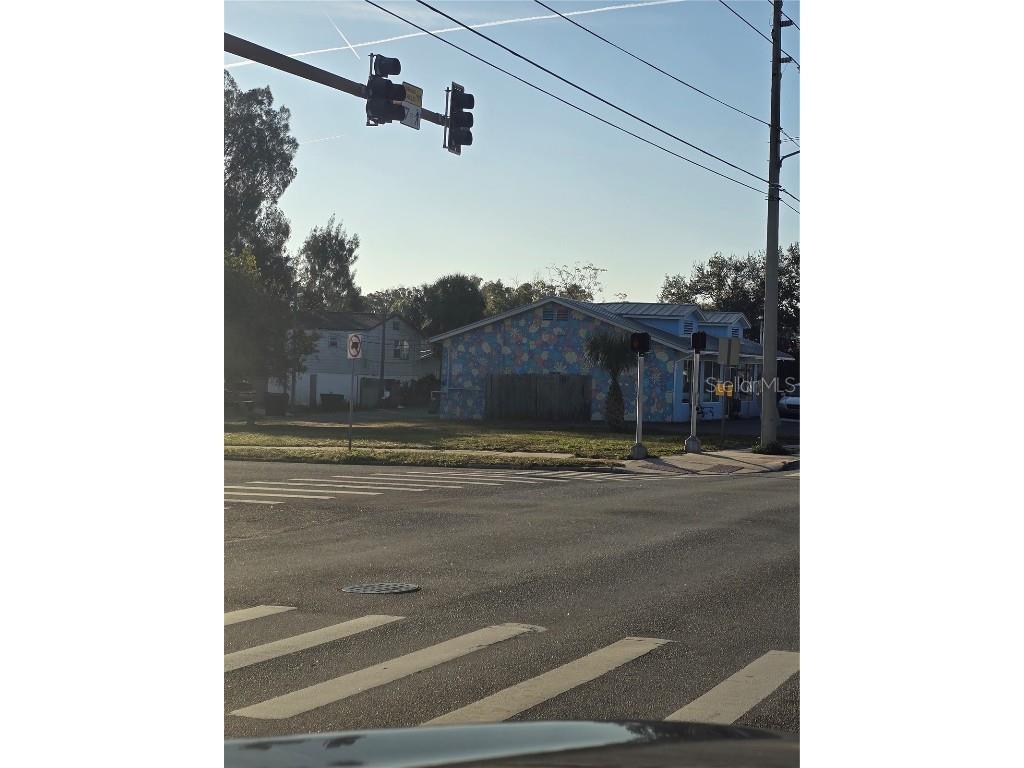 18th Avenue S Saint Petersburg FL 33701 TB8460754 image1