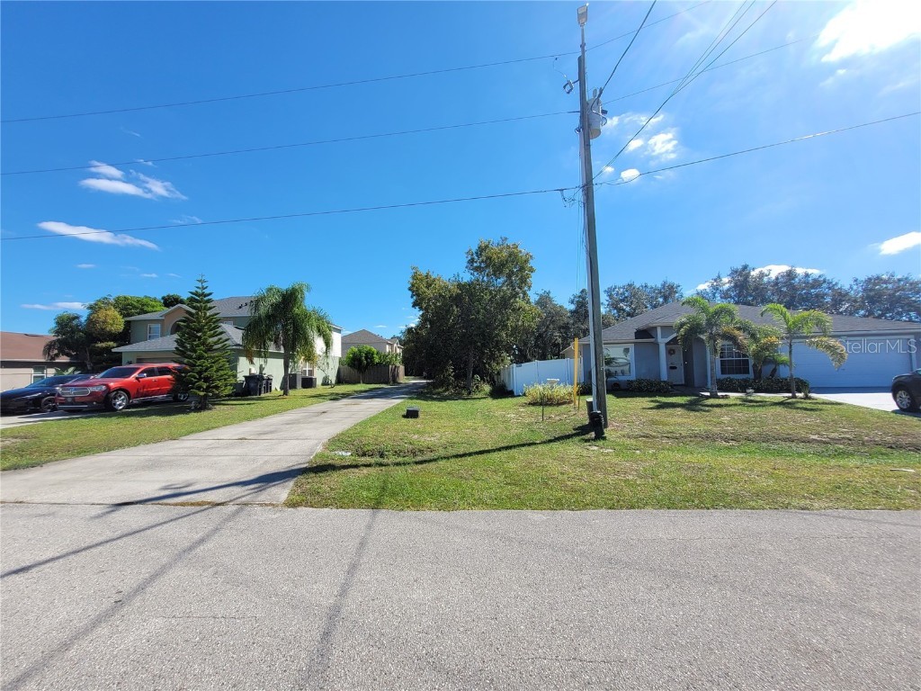 1929 Manatee Drive Poinciana FL 34759 OM712598 image2