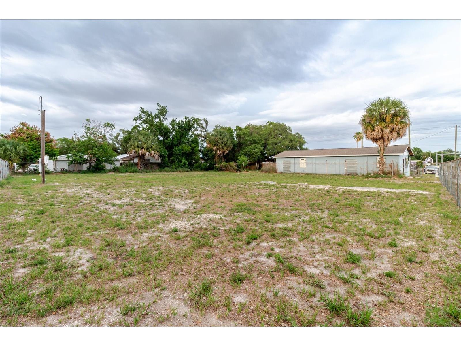2100 E Dr Mlk Tampa FL 33610 TB8512682 image4