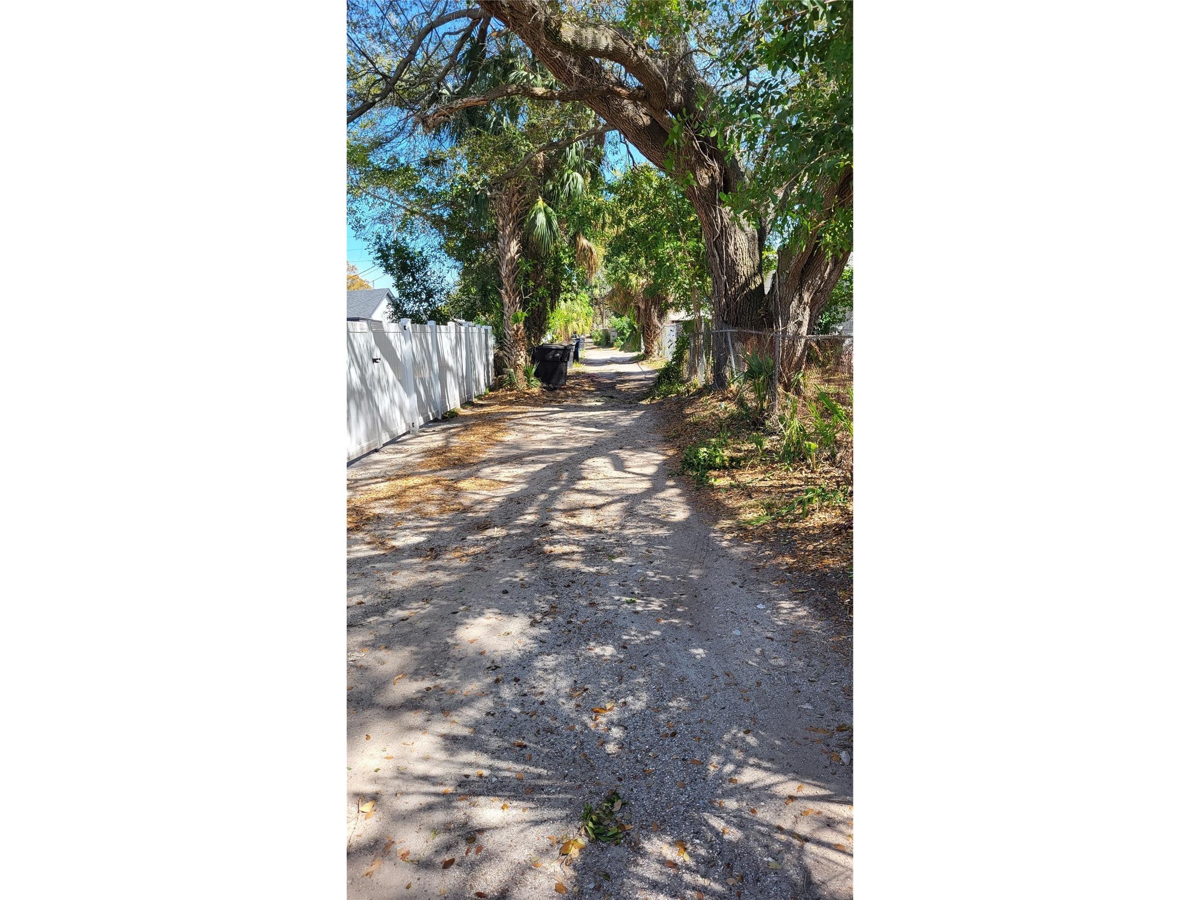 31st Street S Saint Petersburg FL 33712 U8213887 image5