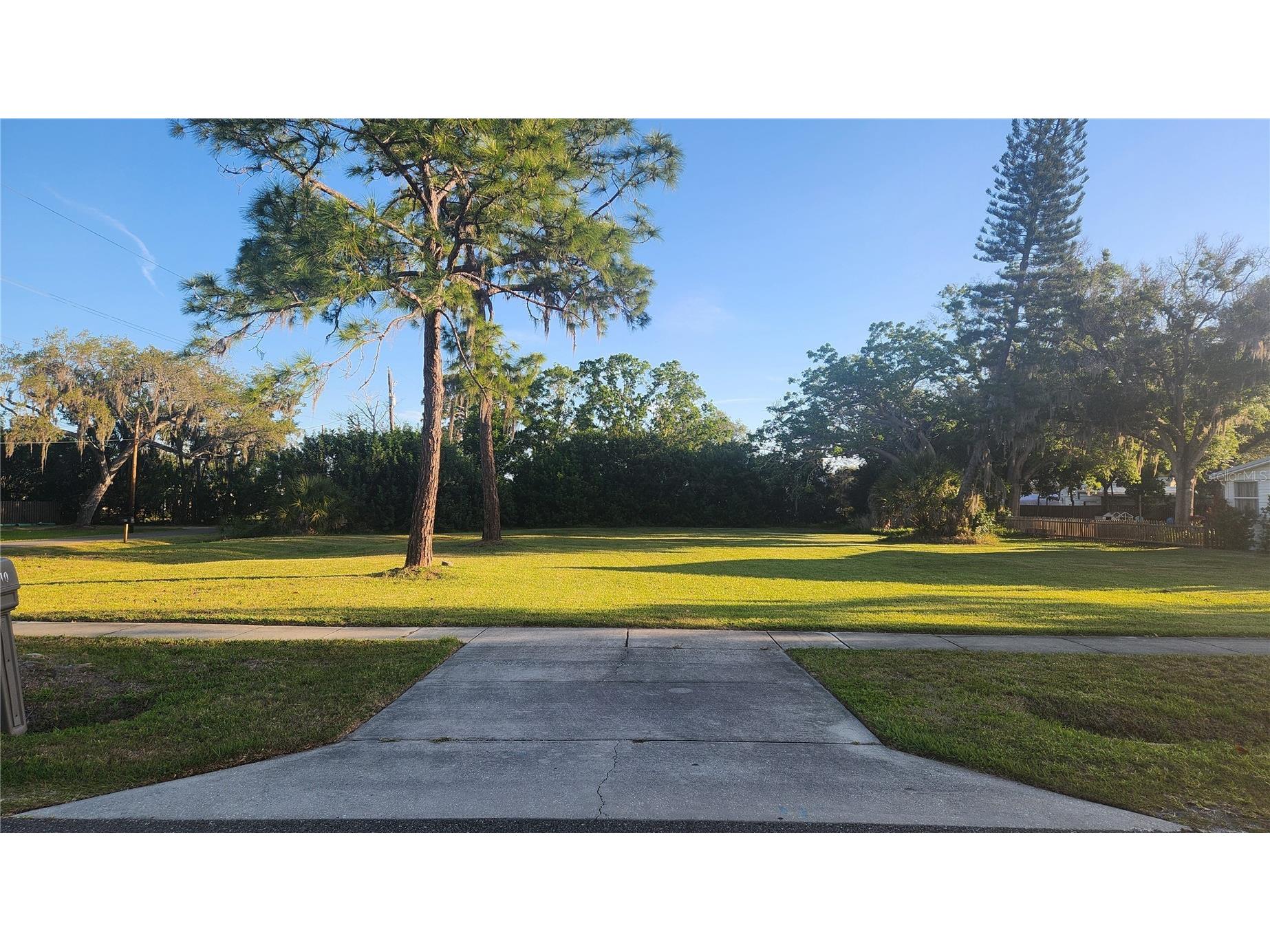 4th Ave Sw Ruskin FL 33570 TB8501104 image1
