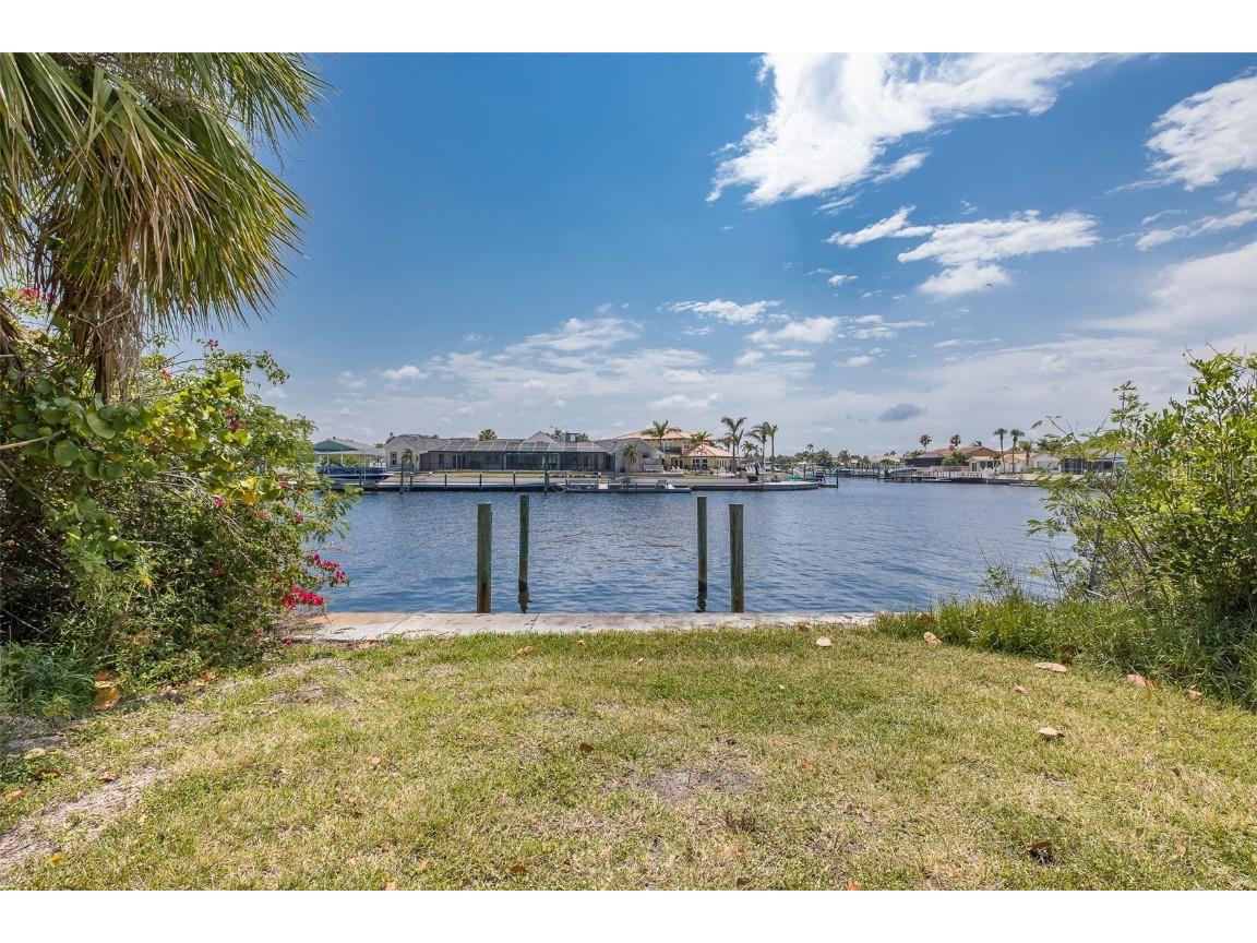5048 Westshore Drive New Port Richey FL 34652 - CANAL TO GULF OF MEXICO T3525953 image11