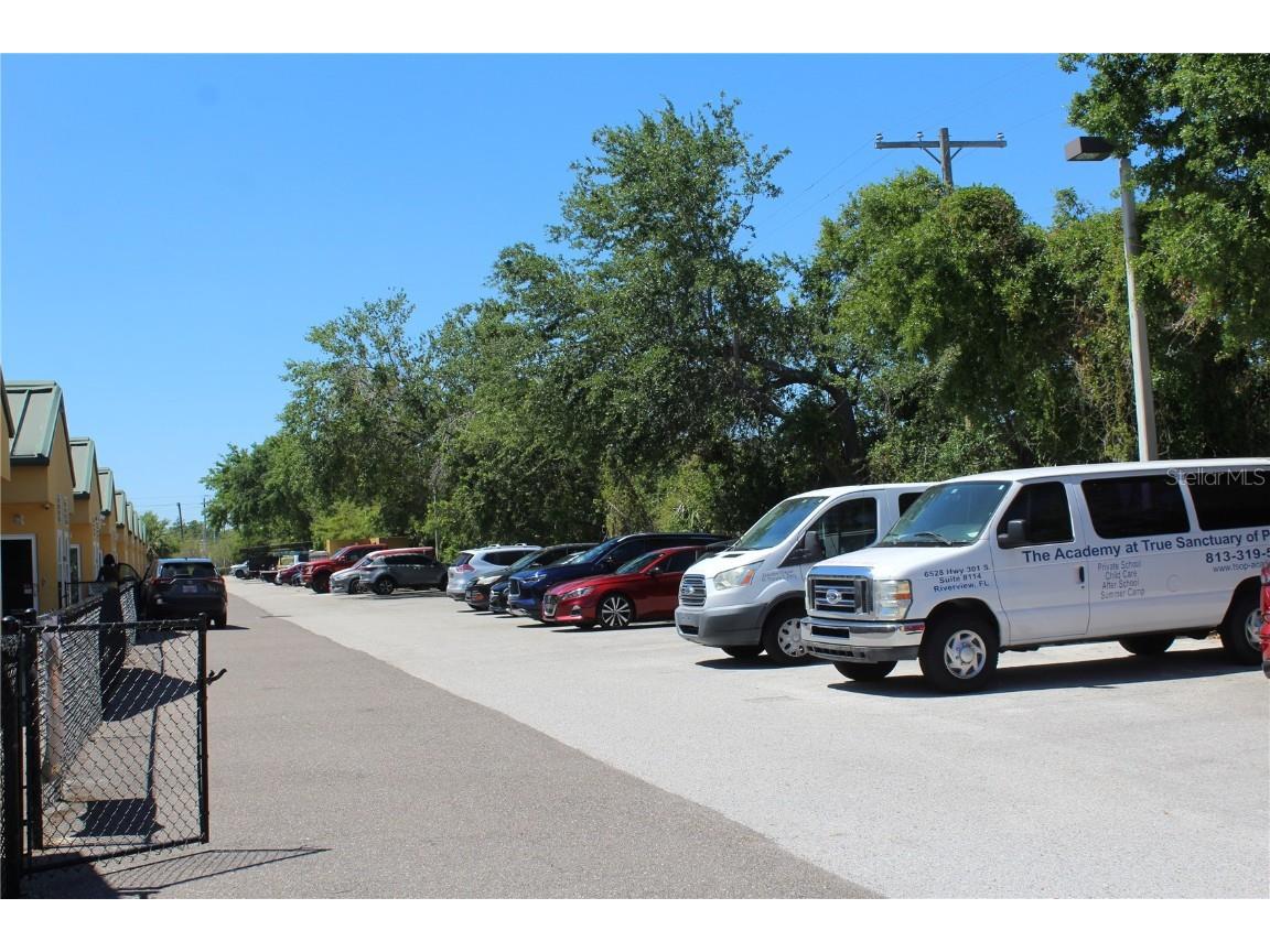 6528 Us 301 South Highway Riverview FL 33578 TB8367209 image1