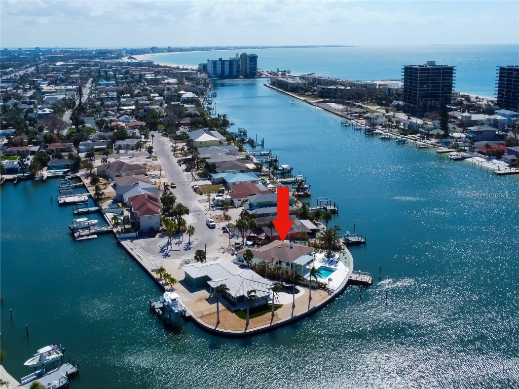 8120 Coquina Way Saint Pete Beach FL 33706 - BOCA CIEGA BAY/BLIND PASS TB8316597 image1