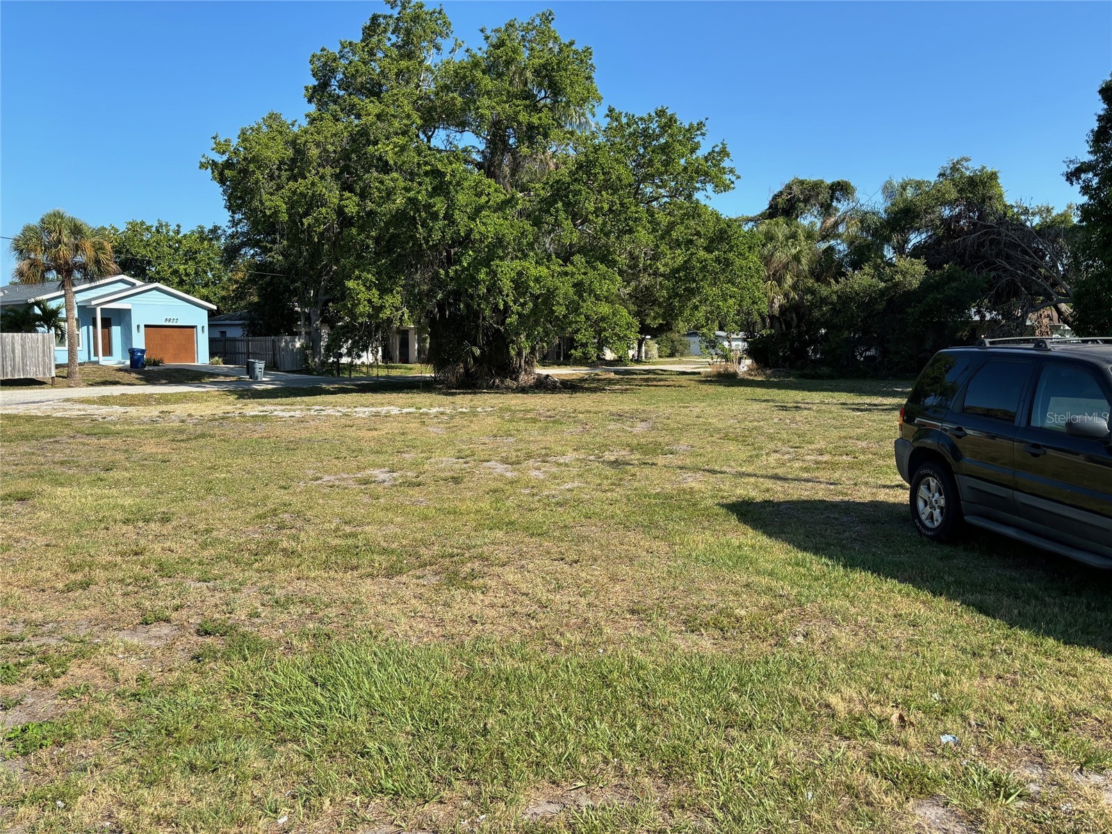 Albert Place Sarasota FL 34231 A4608267 image11