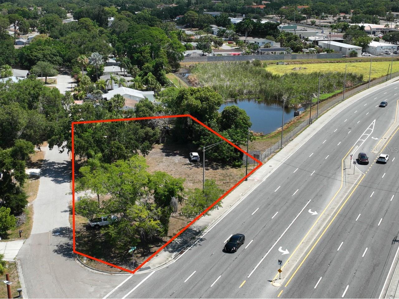 Albert Place Sarasota FL 34231 A4608267 image6
