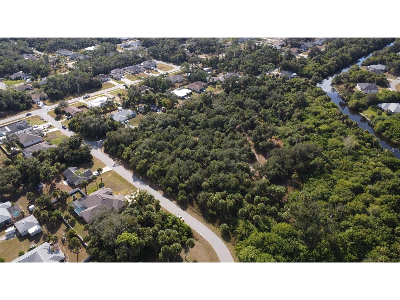 Alfa Terrace North Port FL 34286 - MAC CAUGHEY WATERWAY N6141535 image2