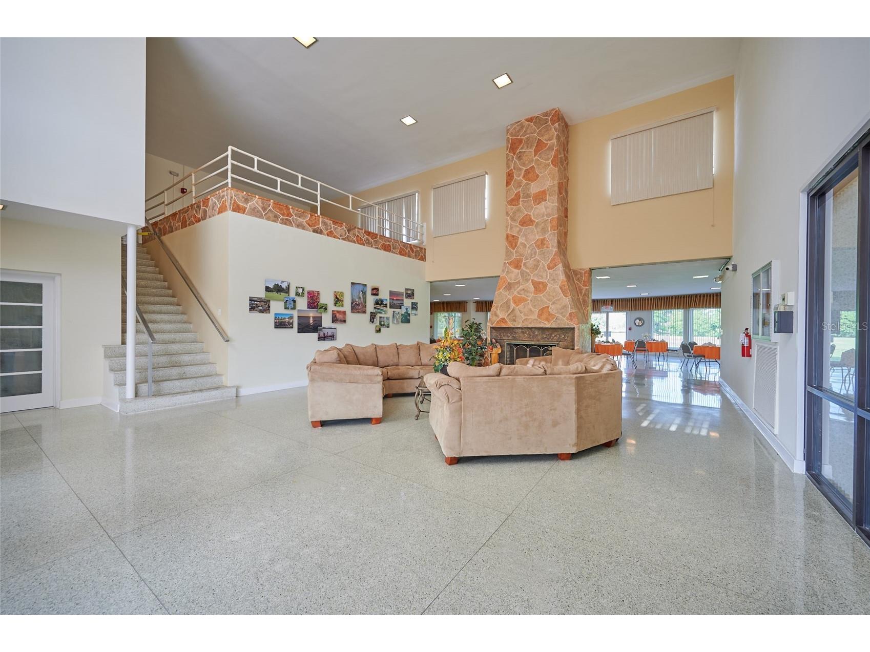 Althea Drive Indian Lake Estates FL 33855 - LAKE WALK IN WATER P4937578 image40