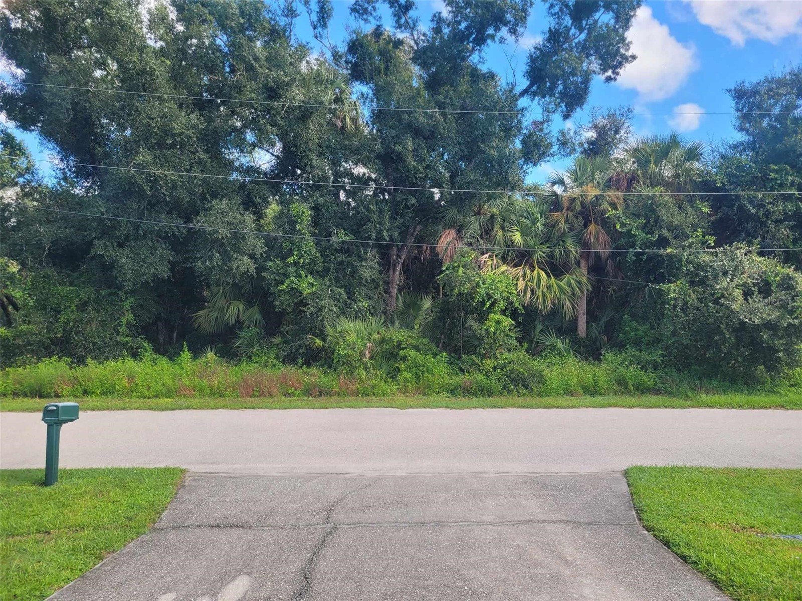 April Avenue North Port FL 34288 O6406687 image2
