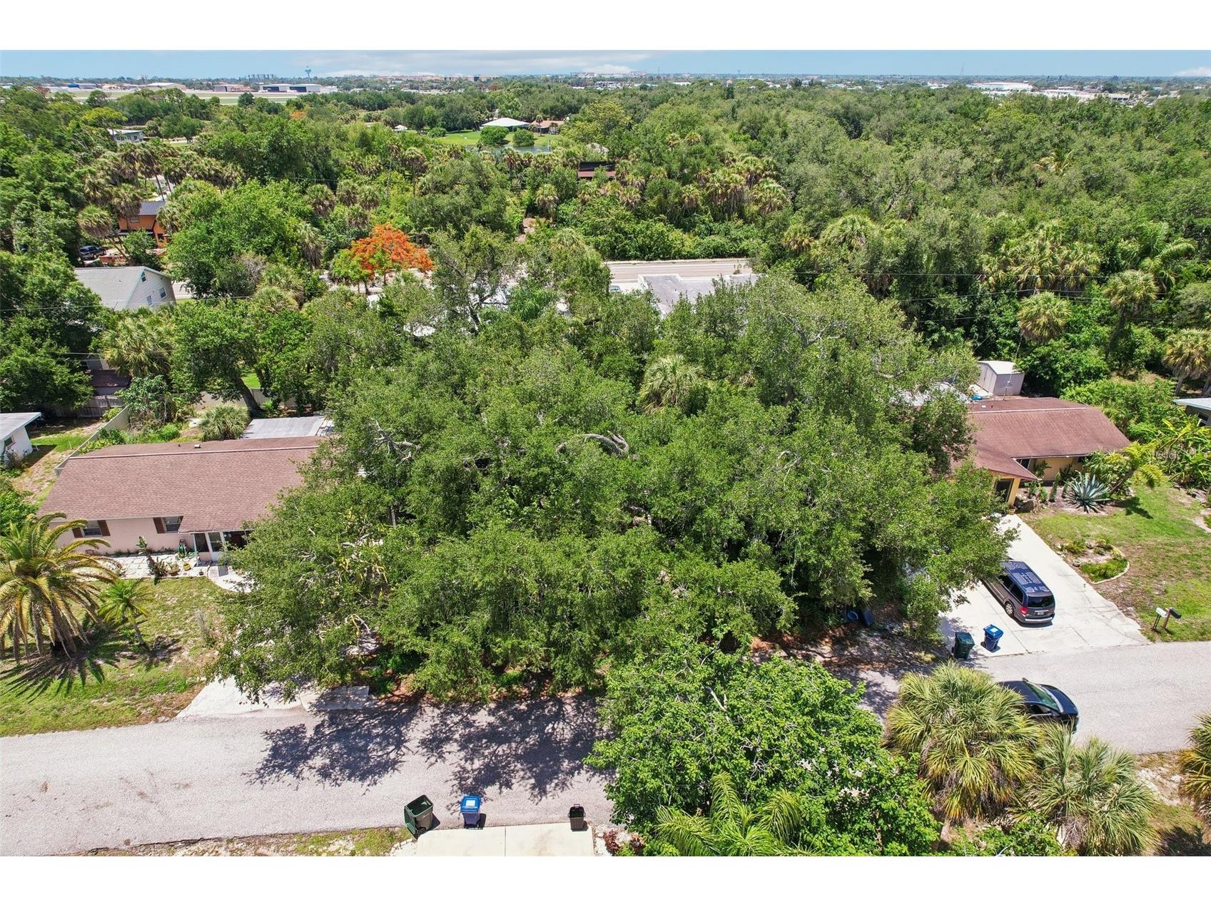 Avalon Road Venice FL 34293 A4695277 image9