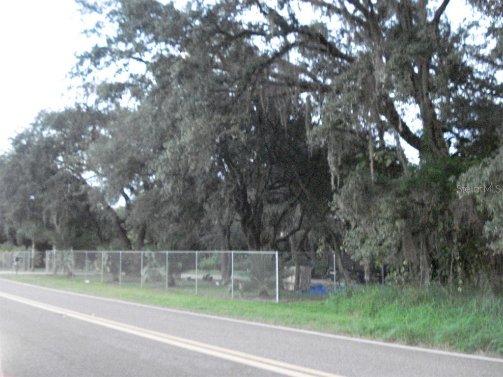 Avon Park Cutoff East Road Frostproof FL 33843 L4925544 image1
