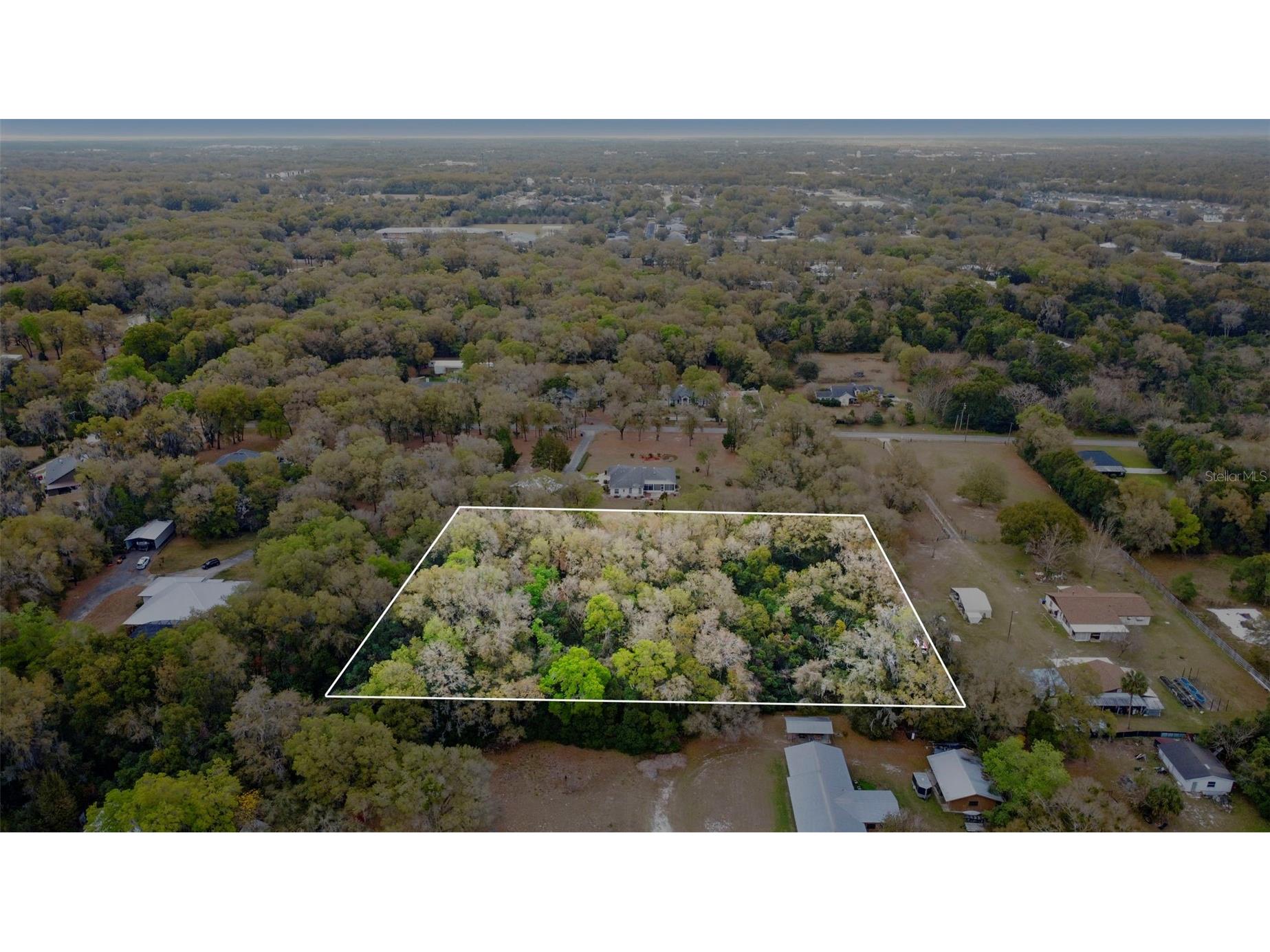 N Ridgewood Avenue Deland FL 32720 V4947661 image2
