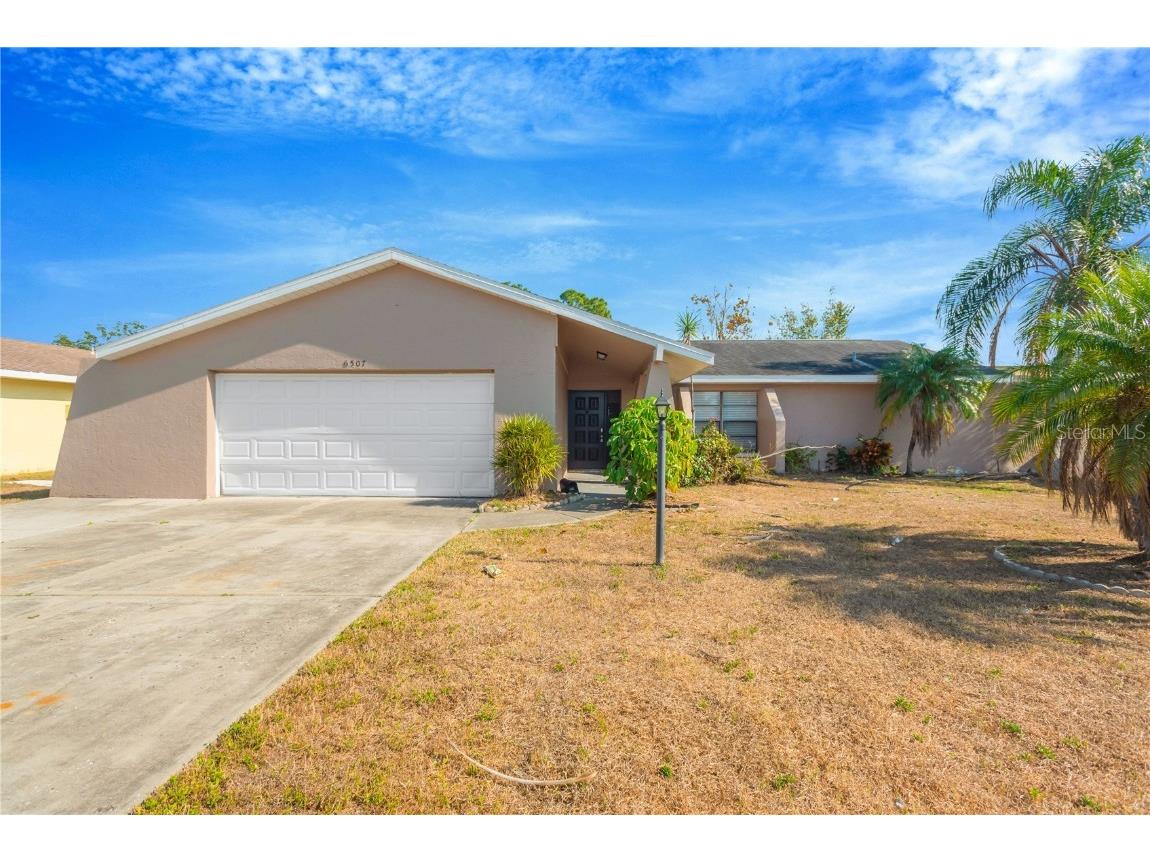 6507 Manila Palm Way Apollo Beach FL 33572 TB8455737 image1