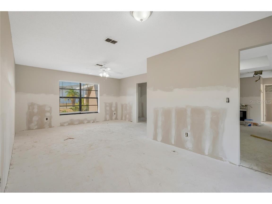 6507 Manila Palm Way Apollo Beach FL 33572 TB8455737 image10