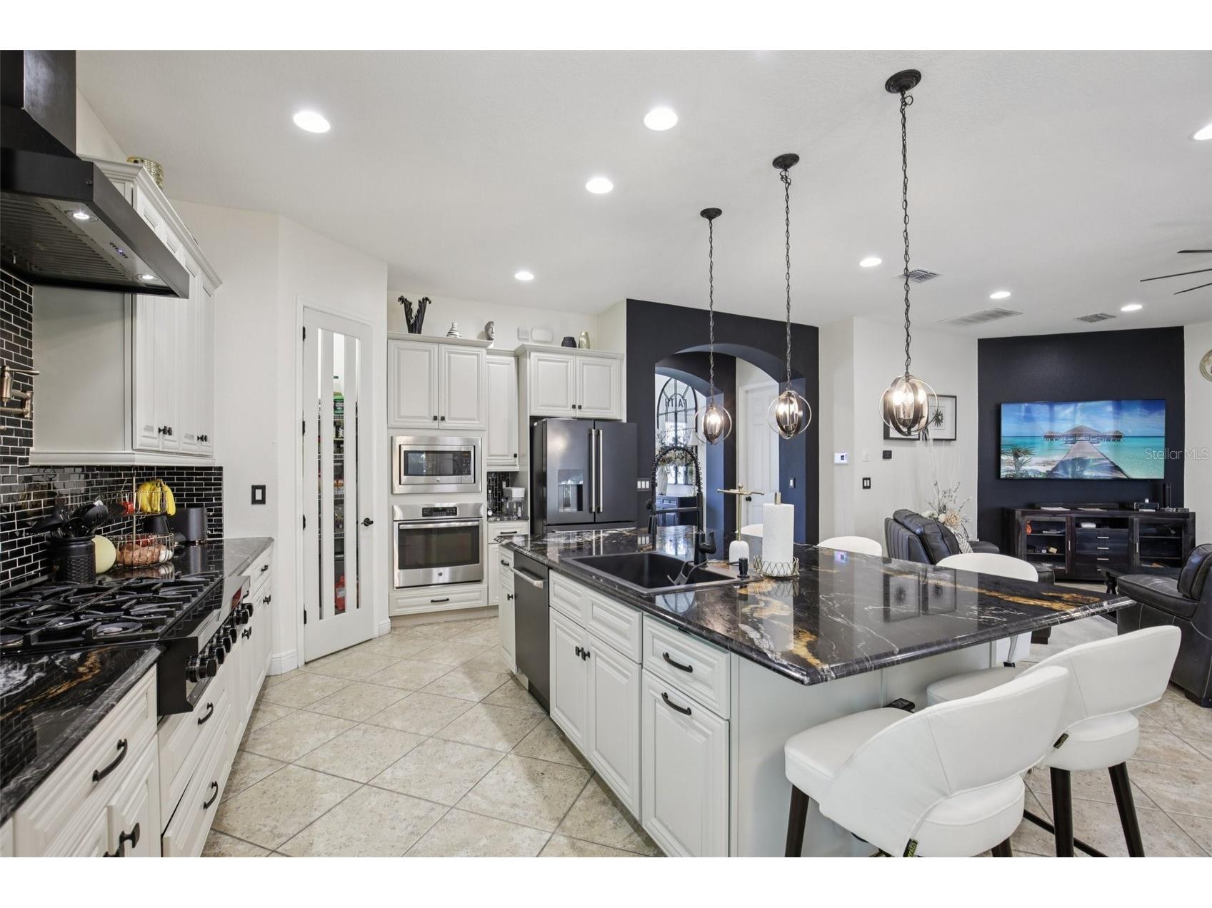 7112 Paradiso Drive Apollo Beach FL 33572 TB8489721 image10