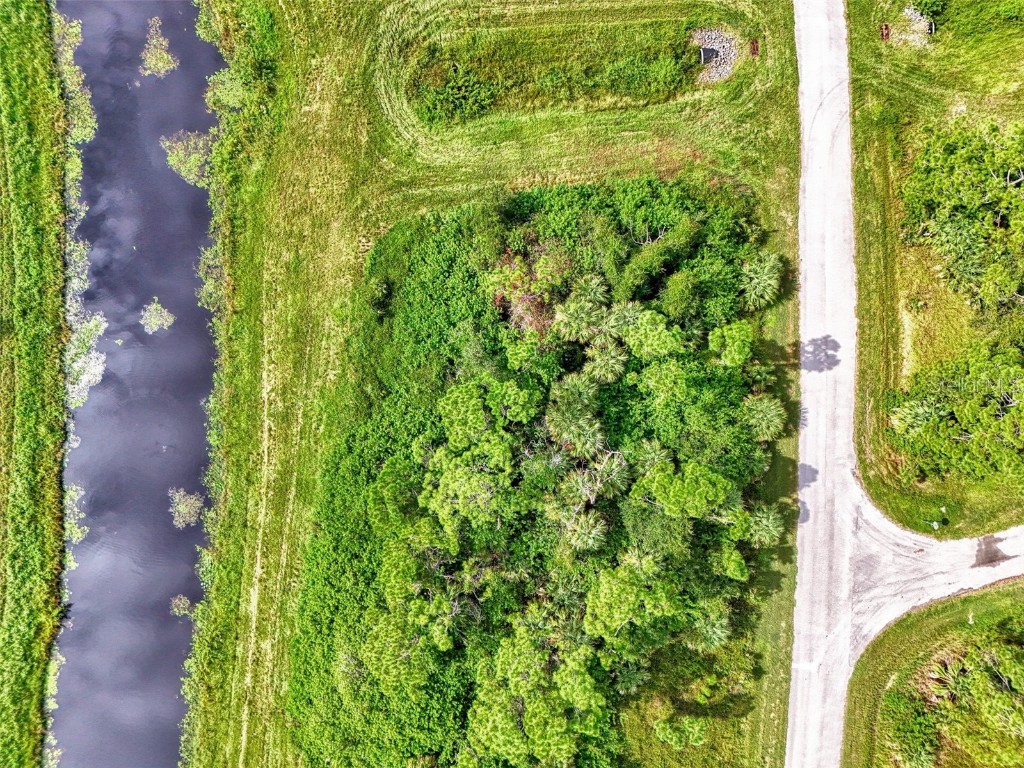 Barcelona Drive North Port FL 34288 N6140486 image32