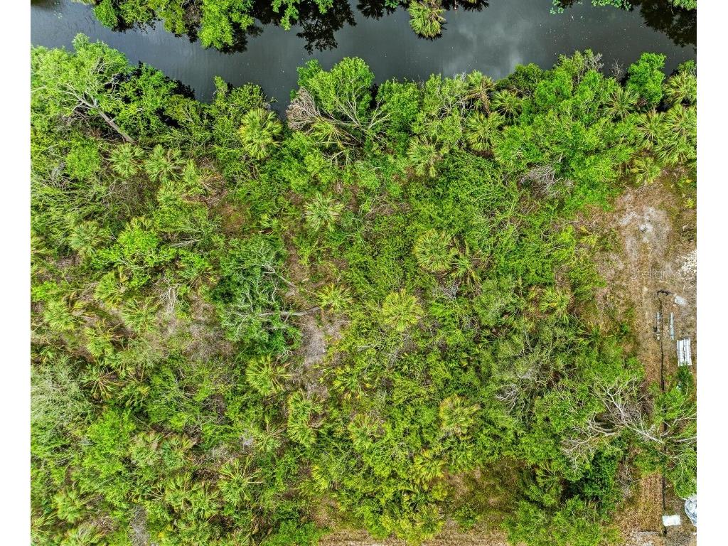 Basket Street North Port FL 34288 A4633541 image1