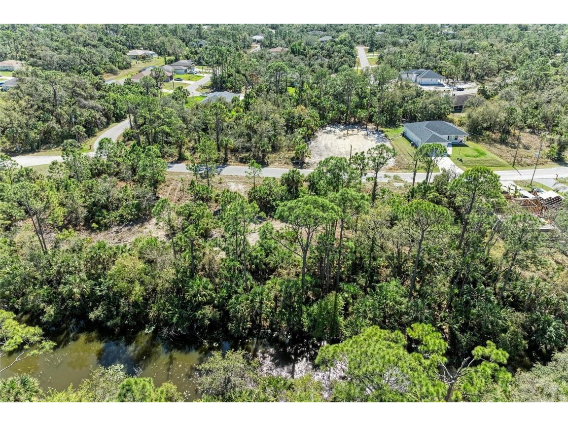 Basket Street North Port FL 34288 A4642163 image1