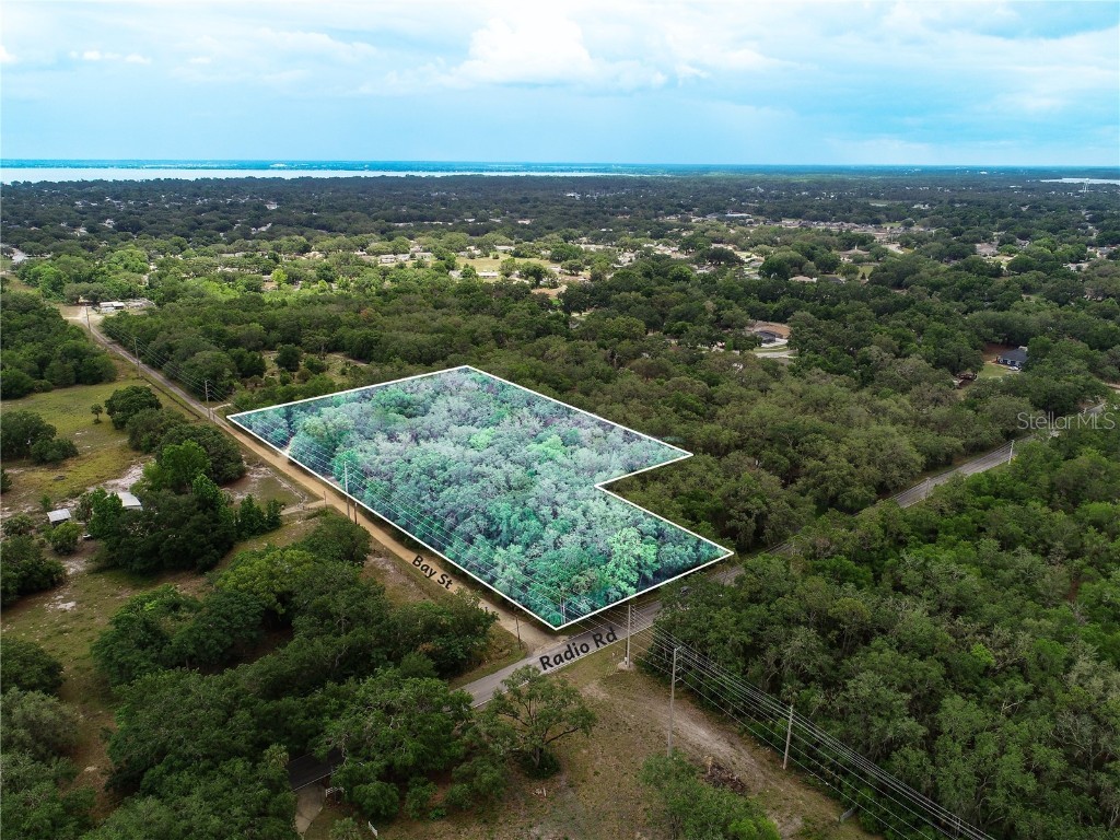 Bay Street Leesburg FL 34788 TB8389531 image1