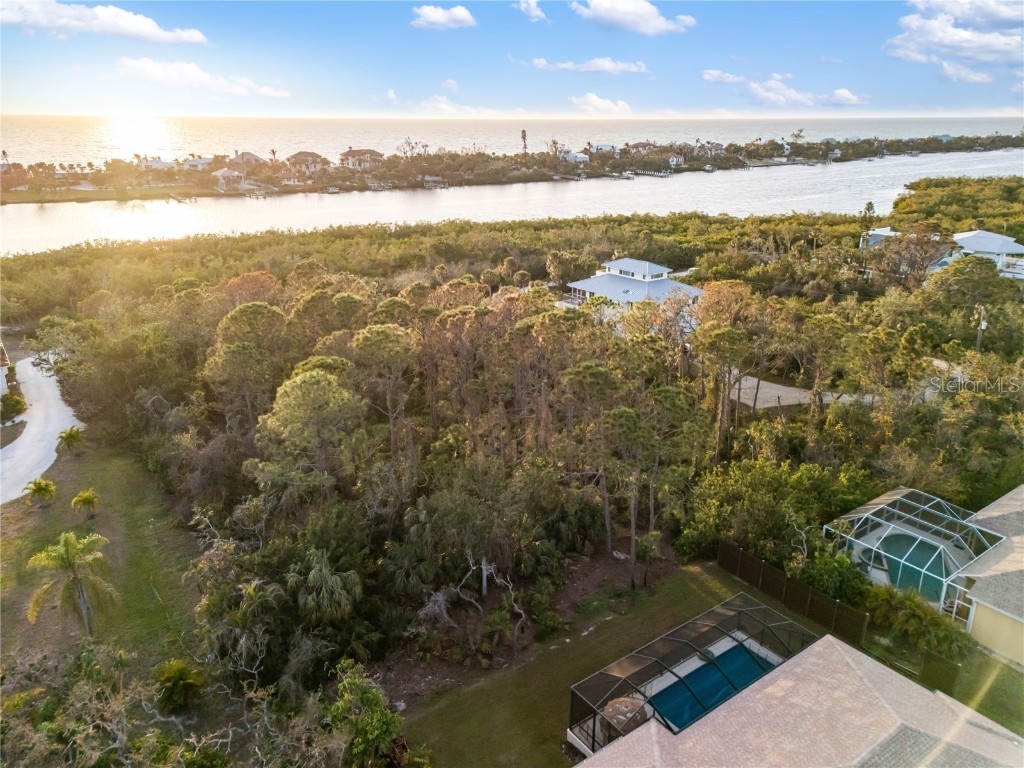 Bayshore Drive Englewood FL 34223 - LEMON BAY/INTRACOASTAL D6140165 image8