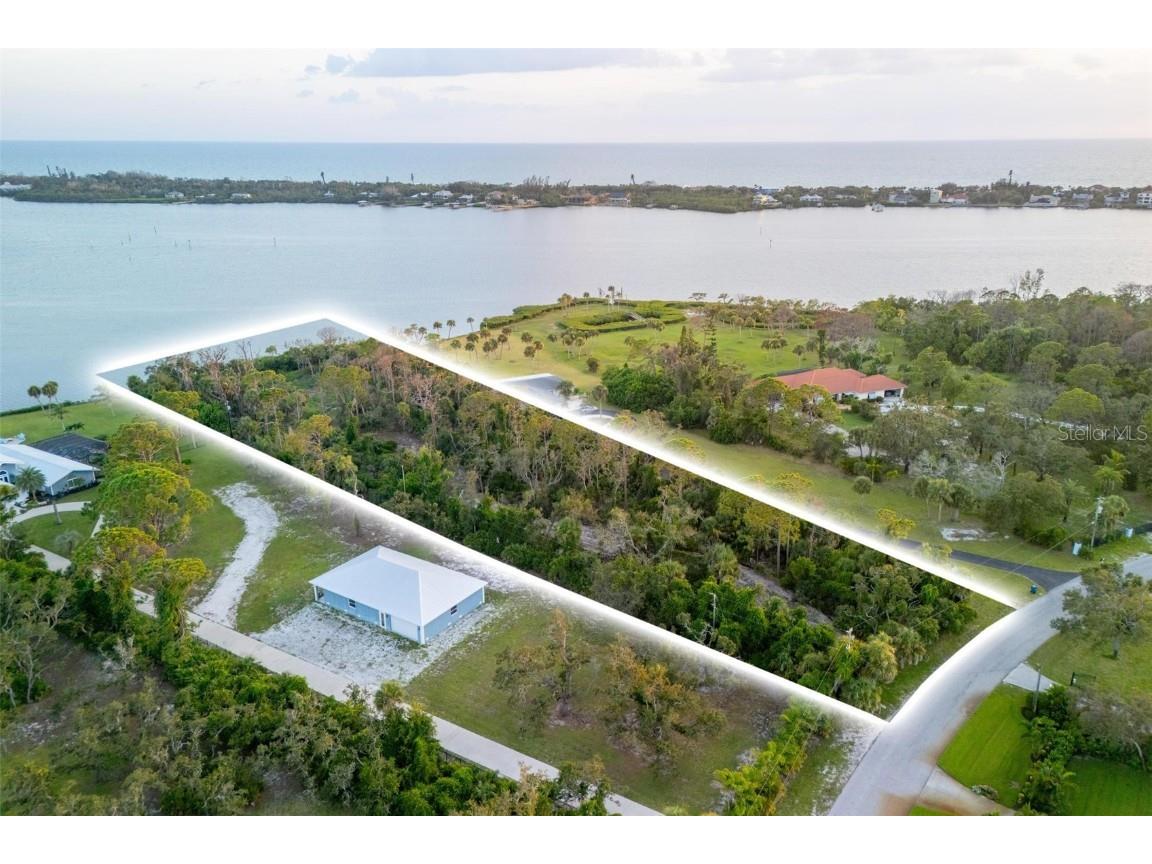 Bayshore Drive Englewood FL 34223 - LEMON BAY/INTRACOASTAL D6143063 image13