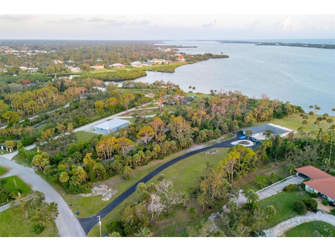 Bayshore Drive Englewood FL 34223 - LEMON BAY/INTRACOASTAL D6143063 image14